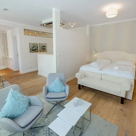 Apartment First - 41 